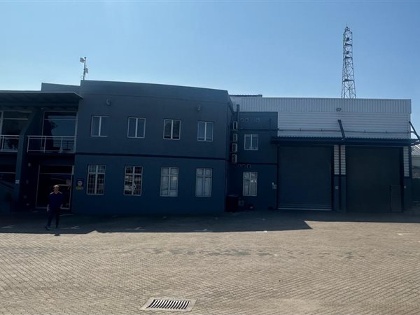 1 467  m² Industrial space