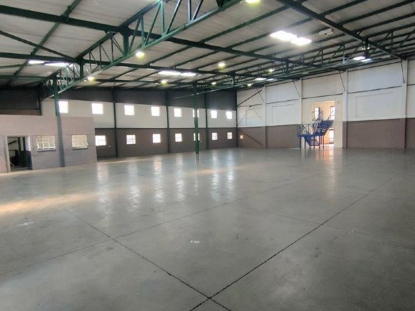 1033  m² Industrial space