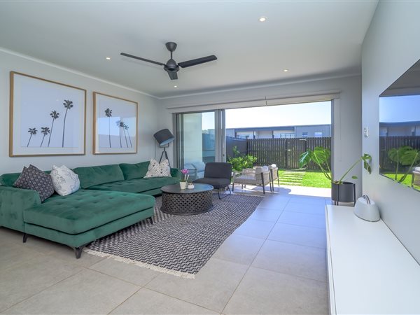 3 Bed Townhouse in Sheffield Beach
