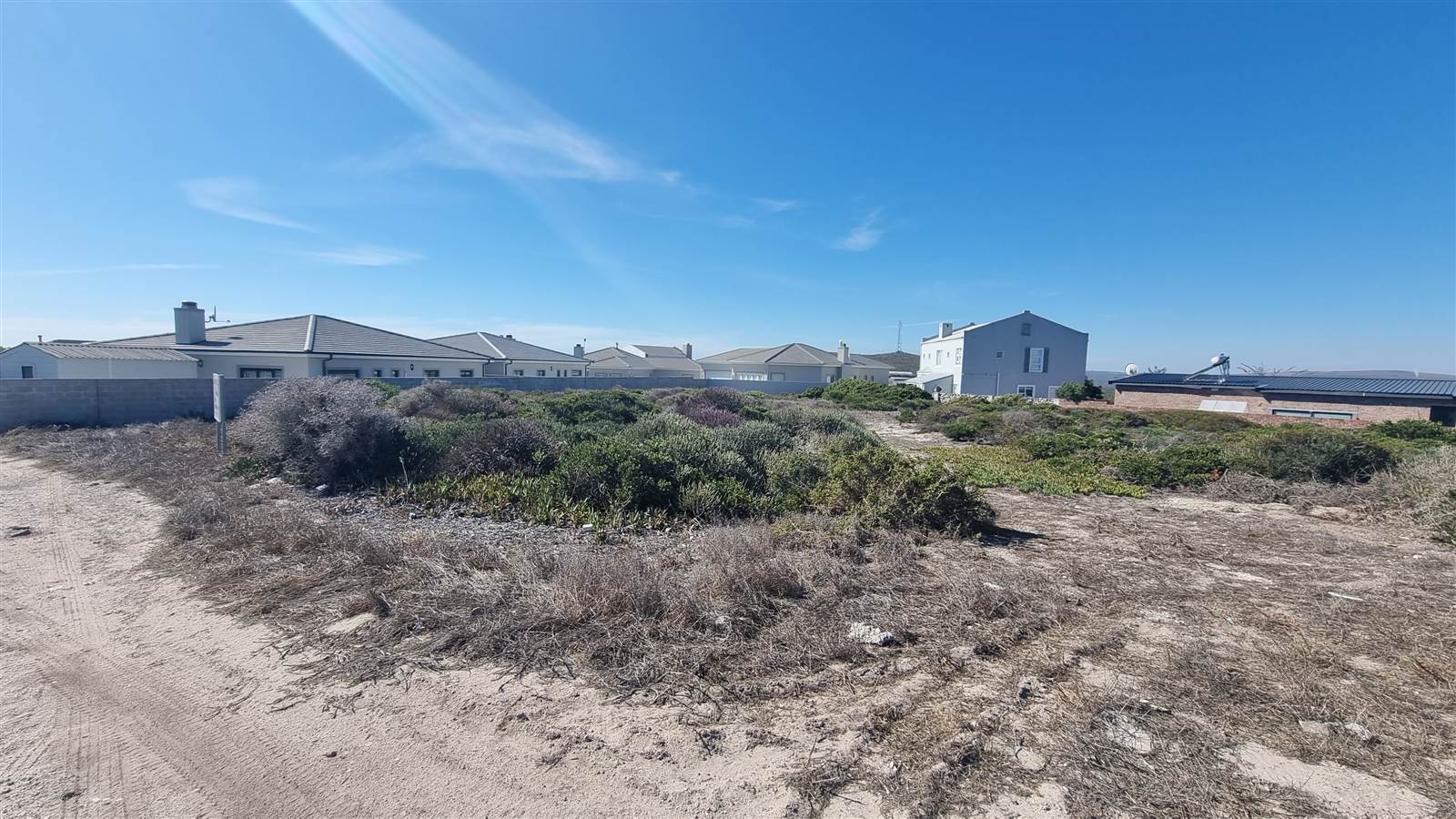 1195 m² Land available in Yzerfontein photo number 1