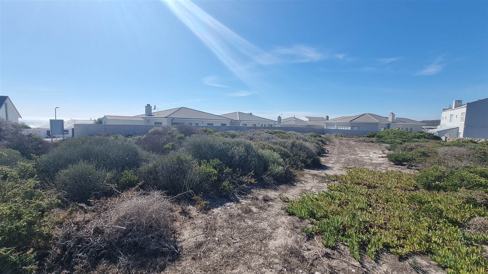 1195 m² Land available in Yzerfontein photo number 2