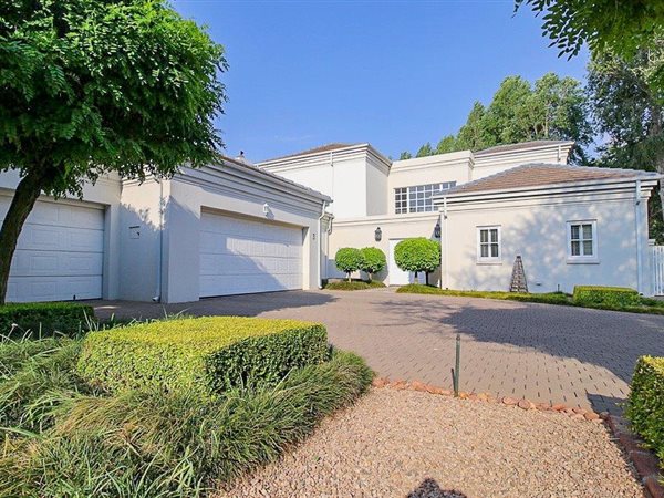 4 Bedroom House 4 Bedroom House