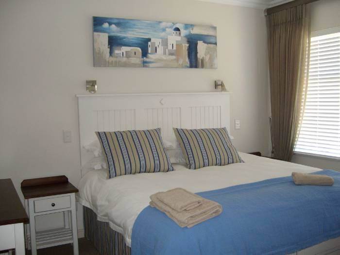 3 Bed Apartment in Diaz Beach photo number 10
