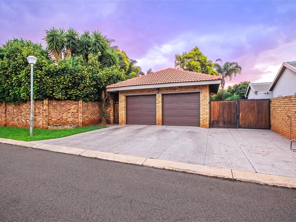 3 Bedroom House 3 Bedroom House
