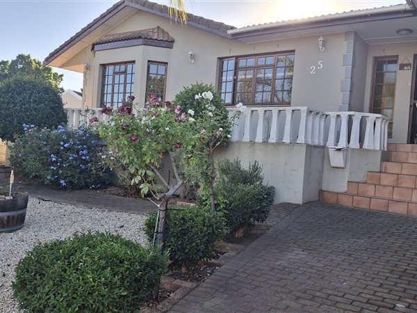 3 Bedroom House 3 Bedroom House