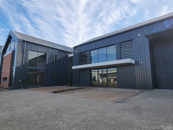 474  m² Industrial space