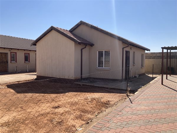 3 Bed House in Putfontein AH