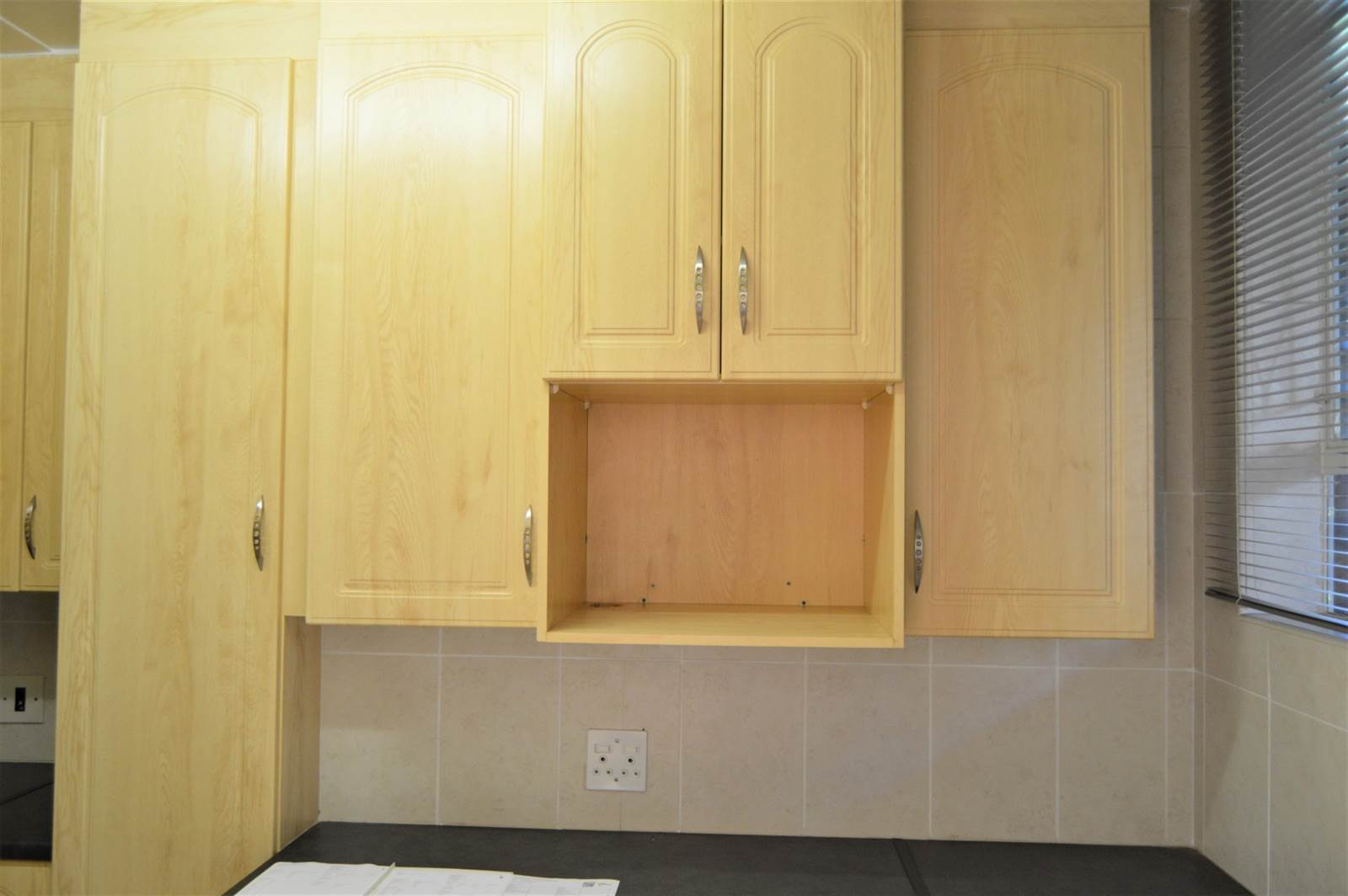 2 Bed Flat in Morninghill photo number 8