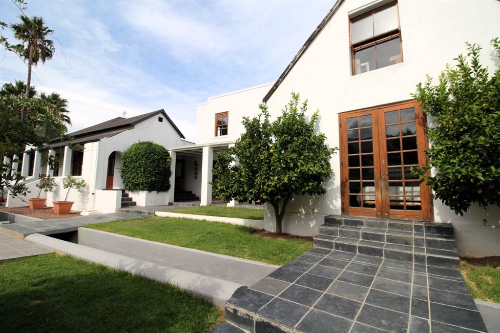 5 Bed House in Montagu photo number 1