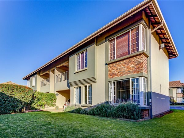 2 Bedroom Townhouse 2 Bedroom Townhouse