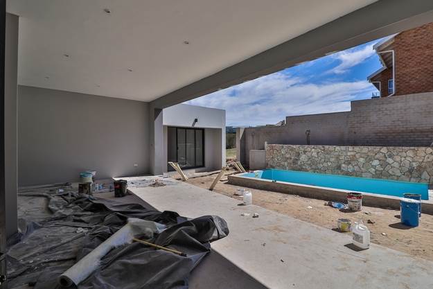 5 Bed House in Stilbaai photo number 15