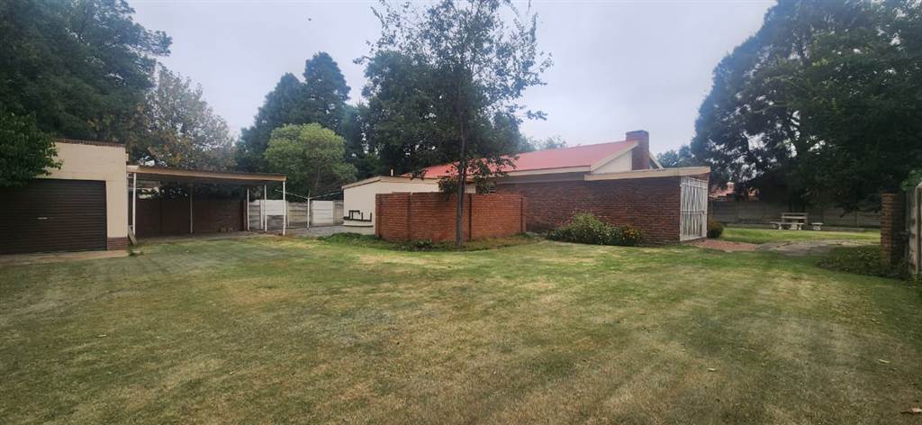 2 Bed House in Standerton Central photo number 21