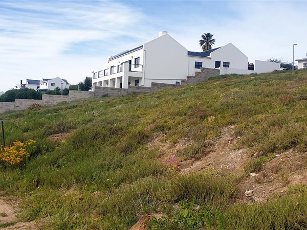 552 m² Land available in Da Gama Bay