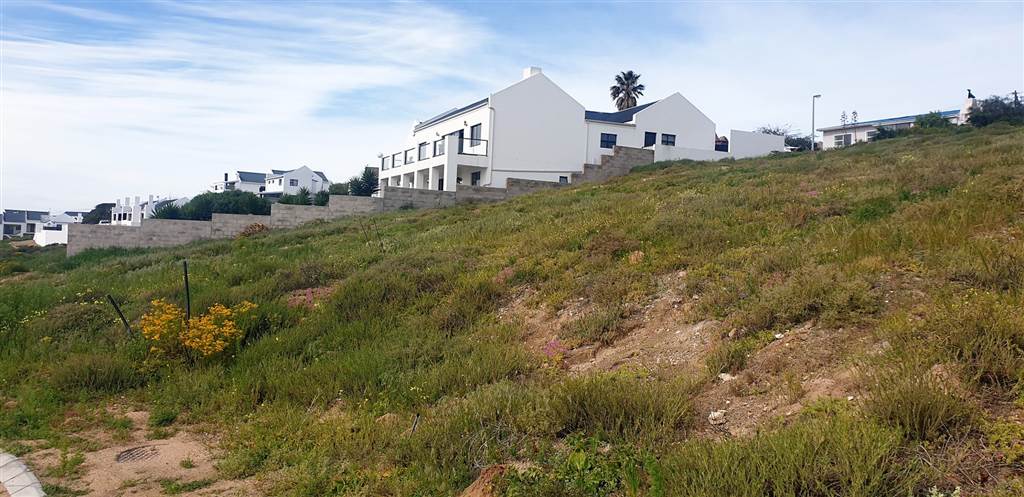 552 m² Land available in Da Gama Bay photo number 1