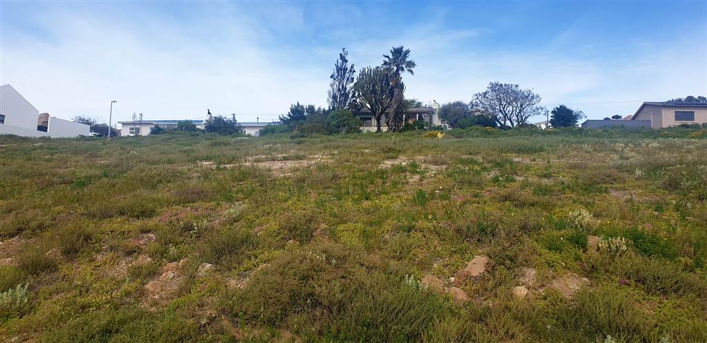 552 m² Land available in Da Gama Bay photo number 2
