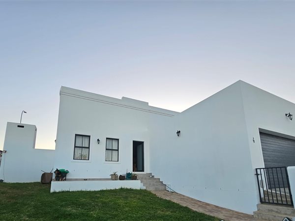 3 Bedroom House 3 Bedroom House