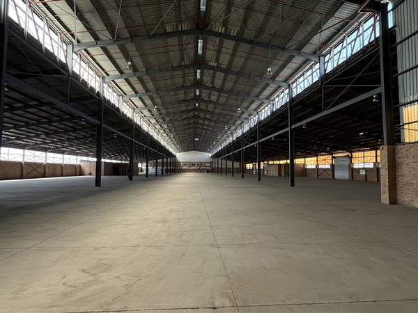 16 445  m² Industrial space