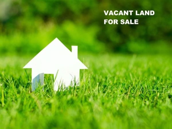 1200 m² Land available in Aerorand