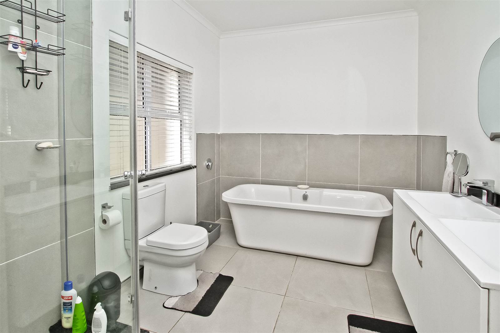 3 Bed House in Blairgowrie photo number 9