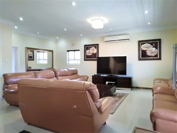 5 Bed House in Crawford