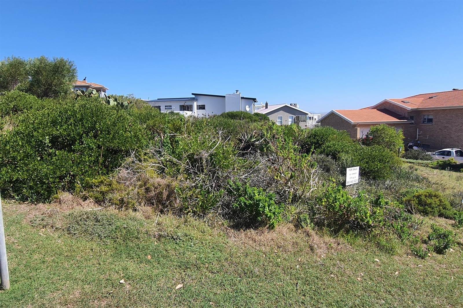 975 m² Land available in Vlees Bay photo number 4