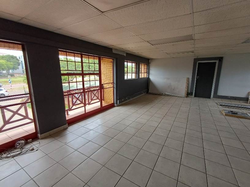 380  m² Industrial space in Highveld photo number 10