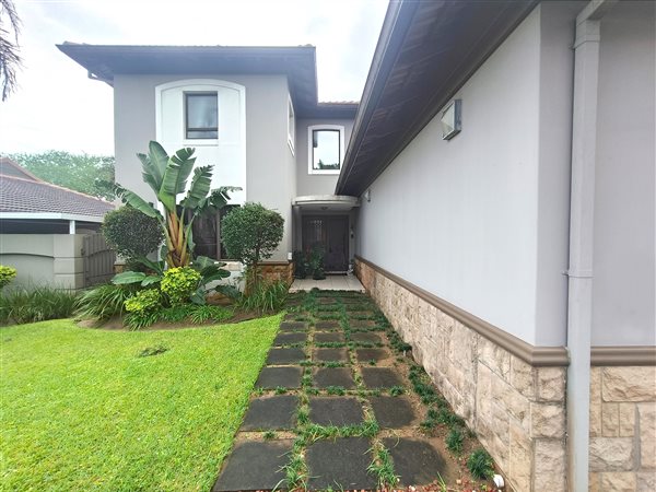 3 Bedroom Townhouse 3 Bedroom Townhouse