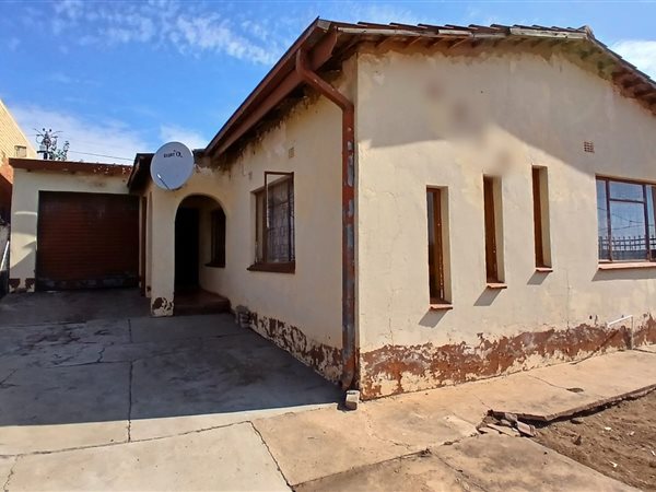 3 Bedroom House 3 Bedroom House