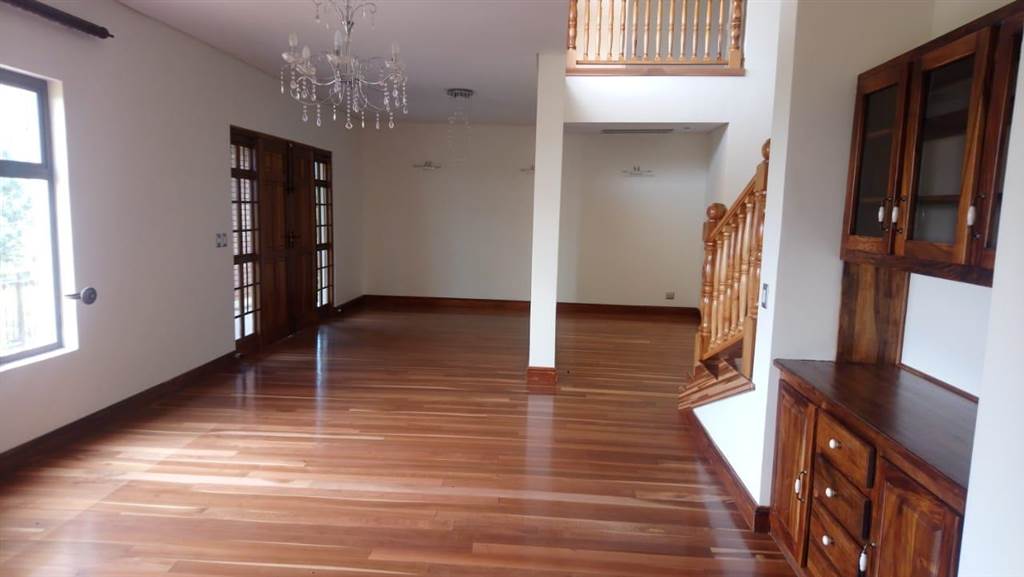 4 Bed House in Louis Trichardt photo number 8