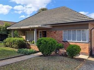3 Bed House in Linmeyer