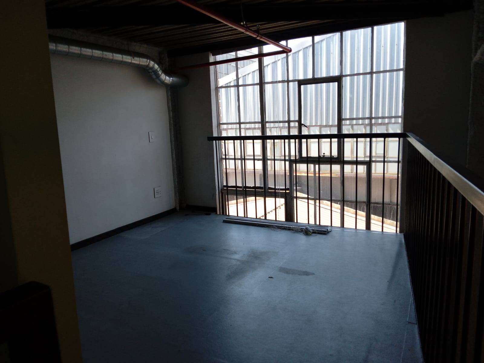 1 Bed Apartment in Maboneng photo number 9