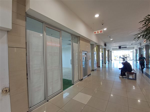 68  m² Retail Space