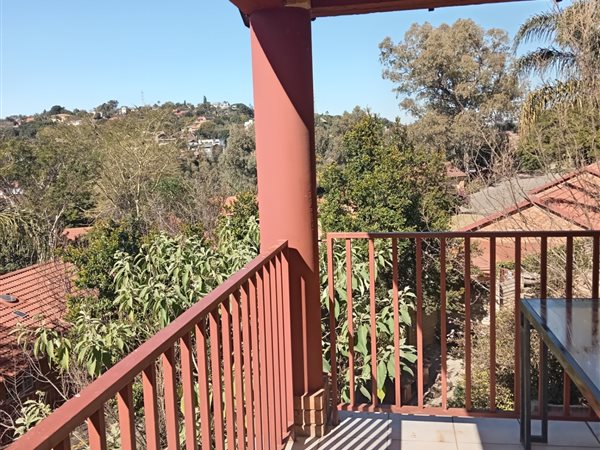 3 Bedroom Townhouse 3 Bedroom Townhouse
