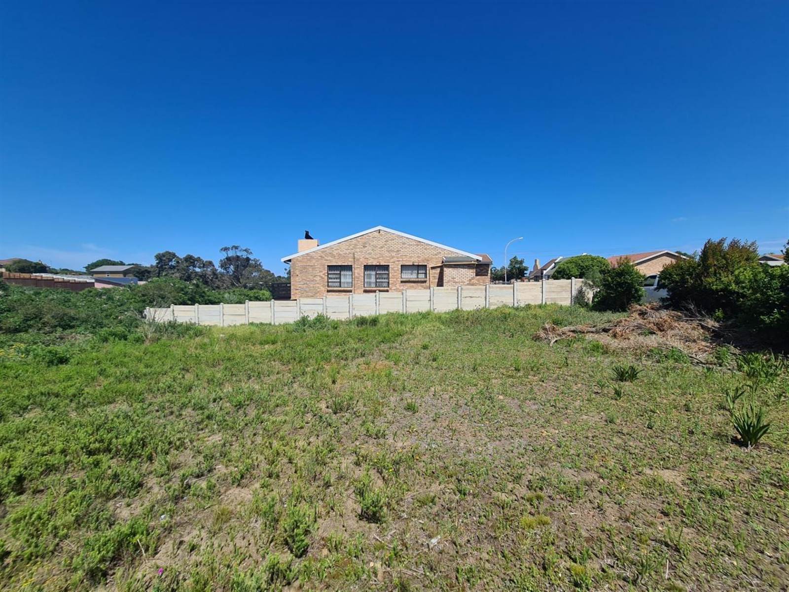 570 m² Land available in Jeffreys Bay photo number 2