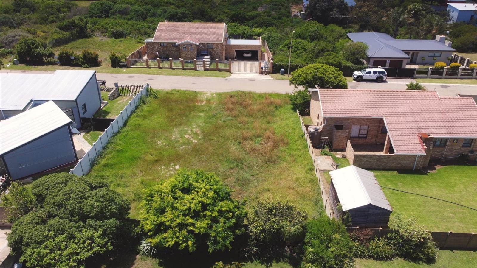 570 m² Land available in Jeffreys Bay photo number 6