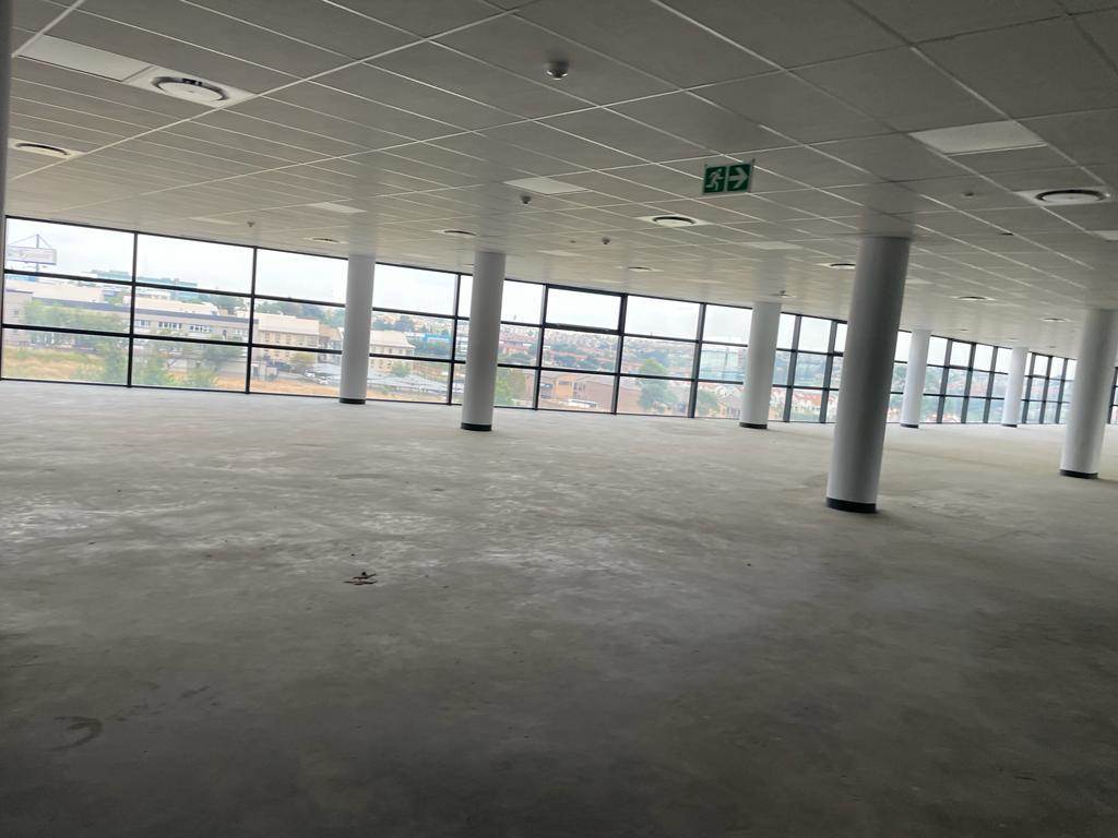 2675  m² Commercial space in Noordwyk photo number 21