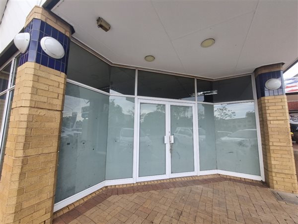 73  m² Commercial space in Hatfield