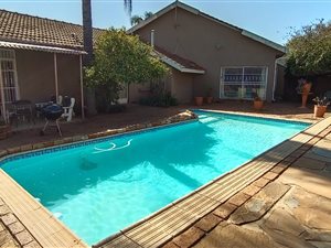 9263 m² Land available in Boschkop