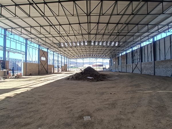 3 168  m² Industrial space