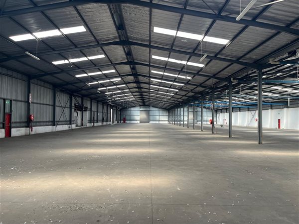 4000  m² Industrial space