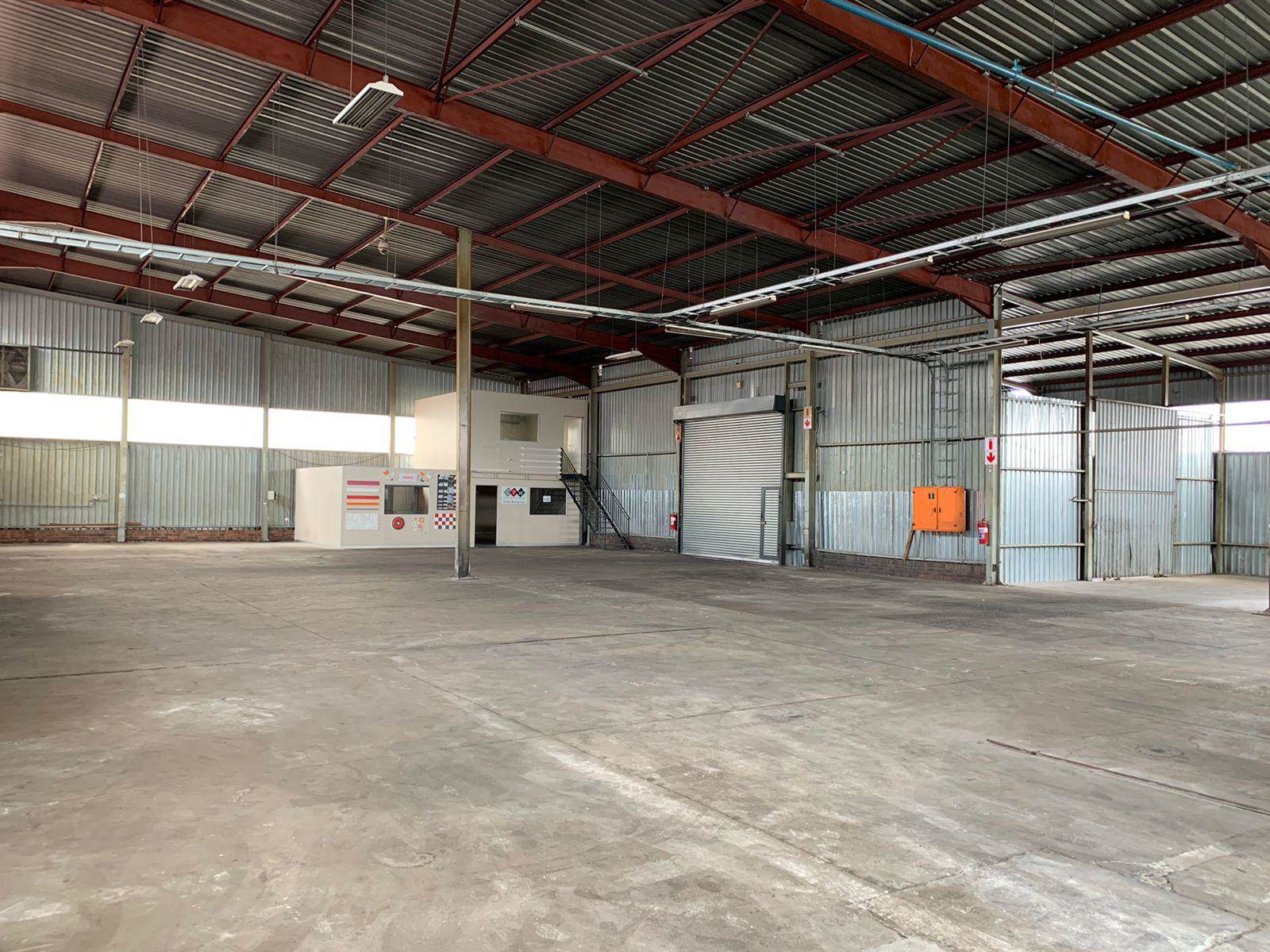 3530  m² Industrial space in Wynberg photo number 7