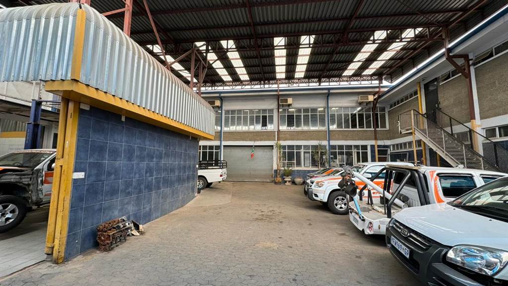 2960  m² Industrial space in Pretoria West photo number 16