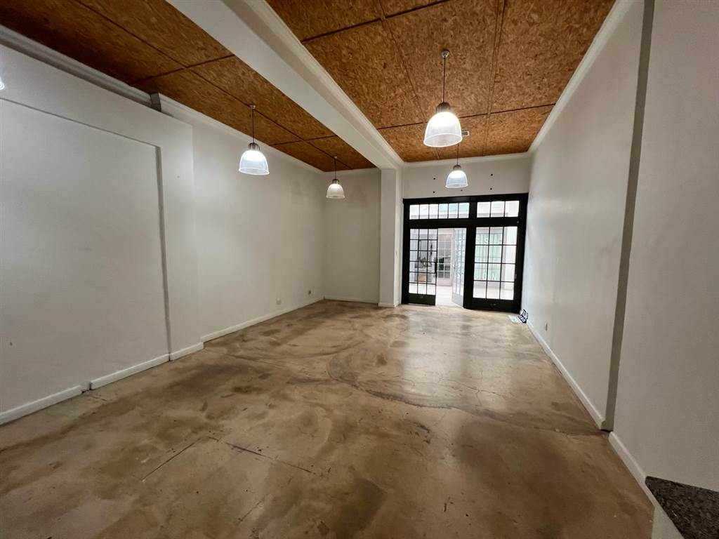 43  m² Commercial space in Woodstock photo number 8