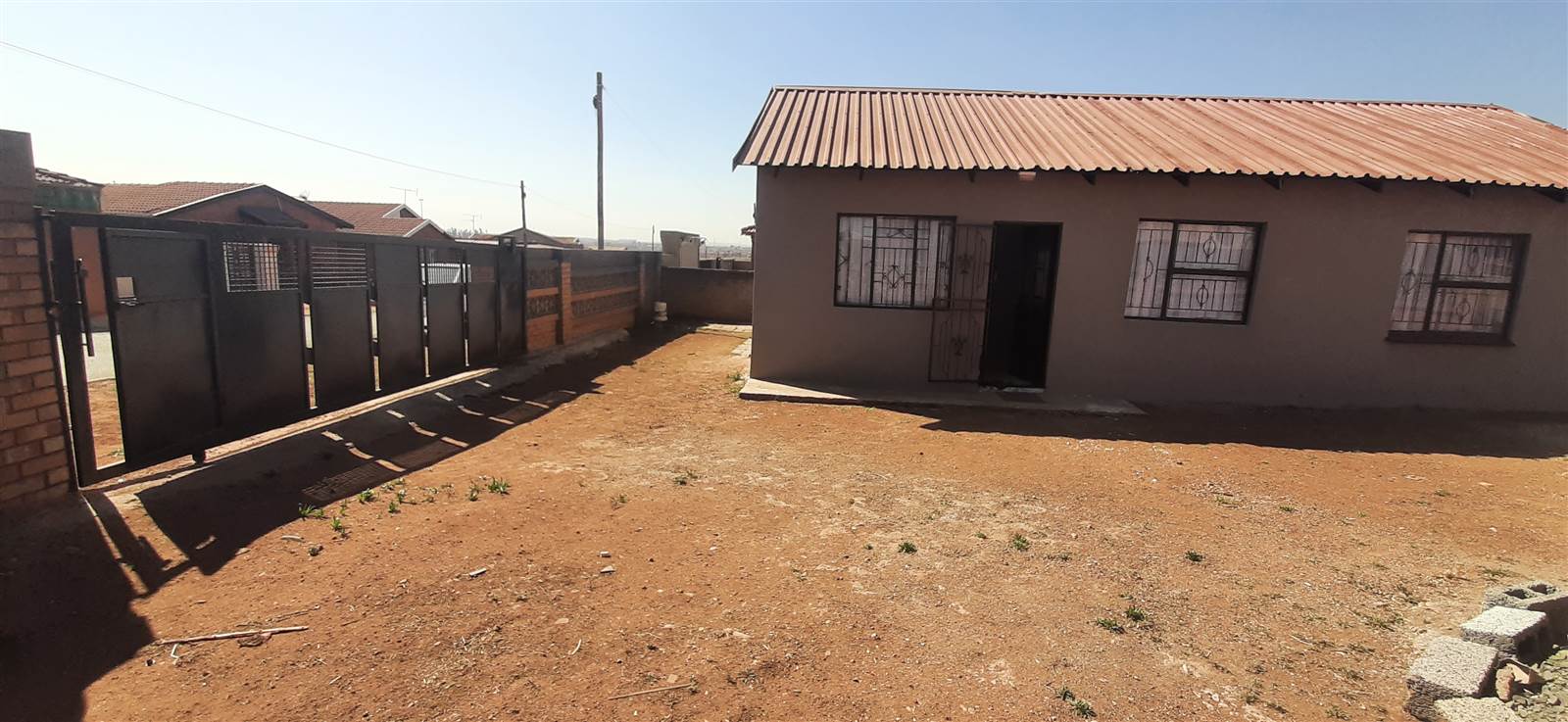 3 Bed House in Ap Khumalo photo number 2