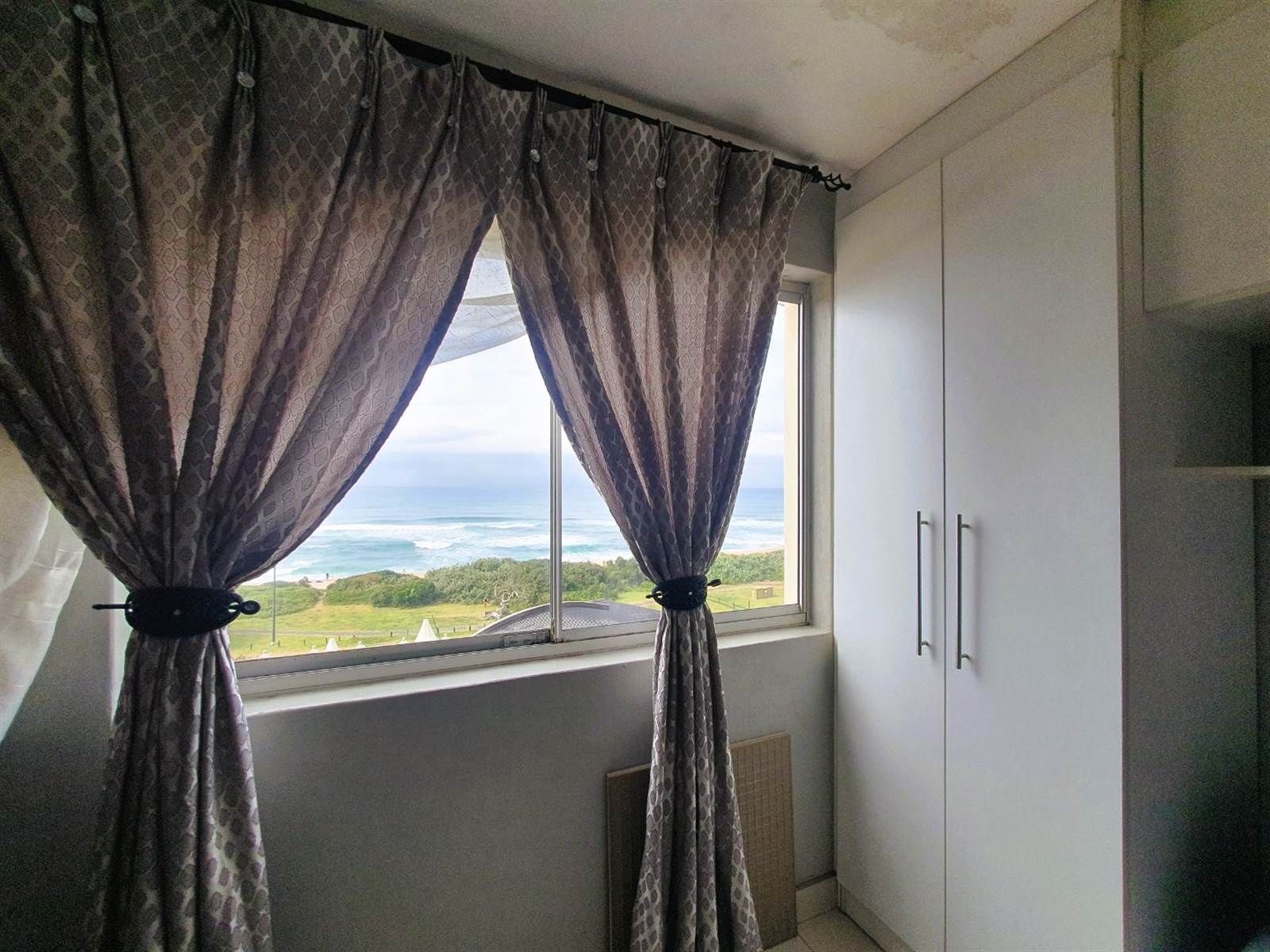 3 Bed Apartment in Port Shepstone photo number 8