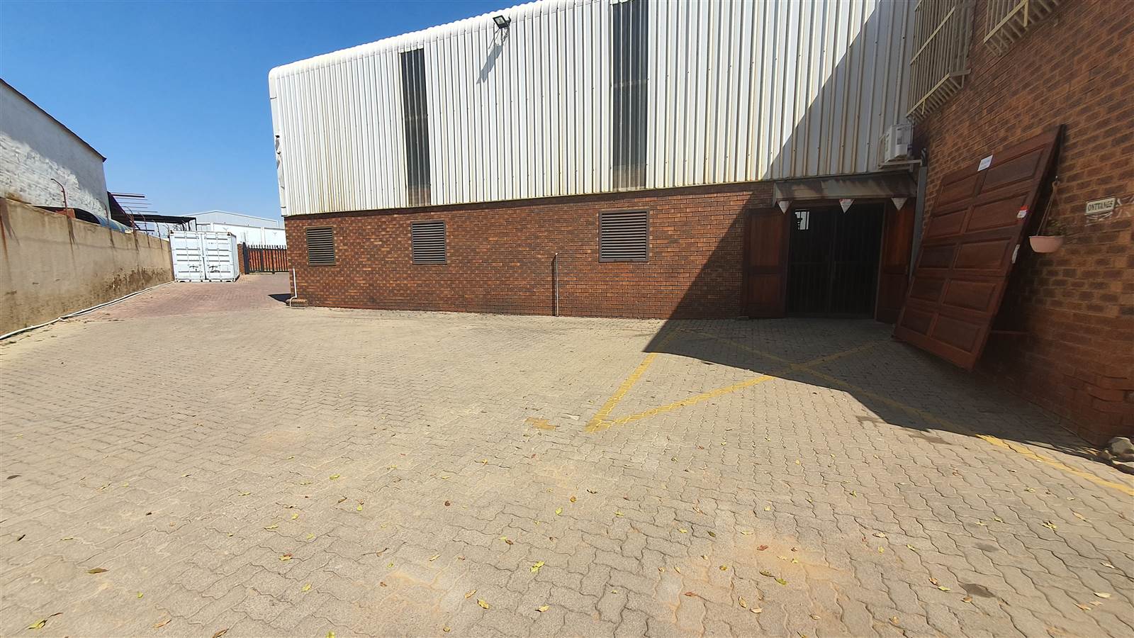 1501  m² Industrial space in Silverton photo number 10