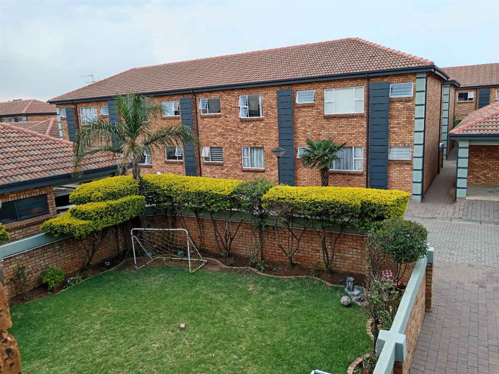 3 Bed Townhouse in Beyers Park photo number 3
