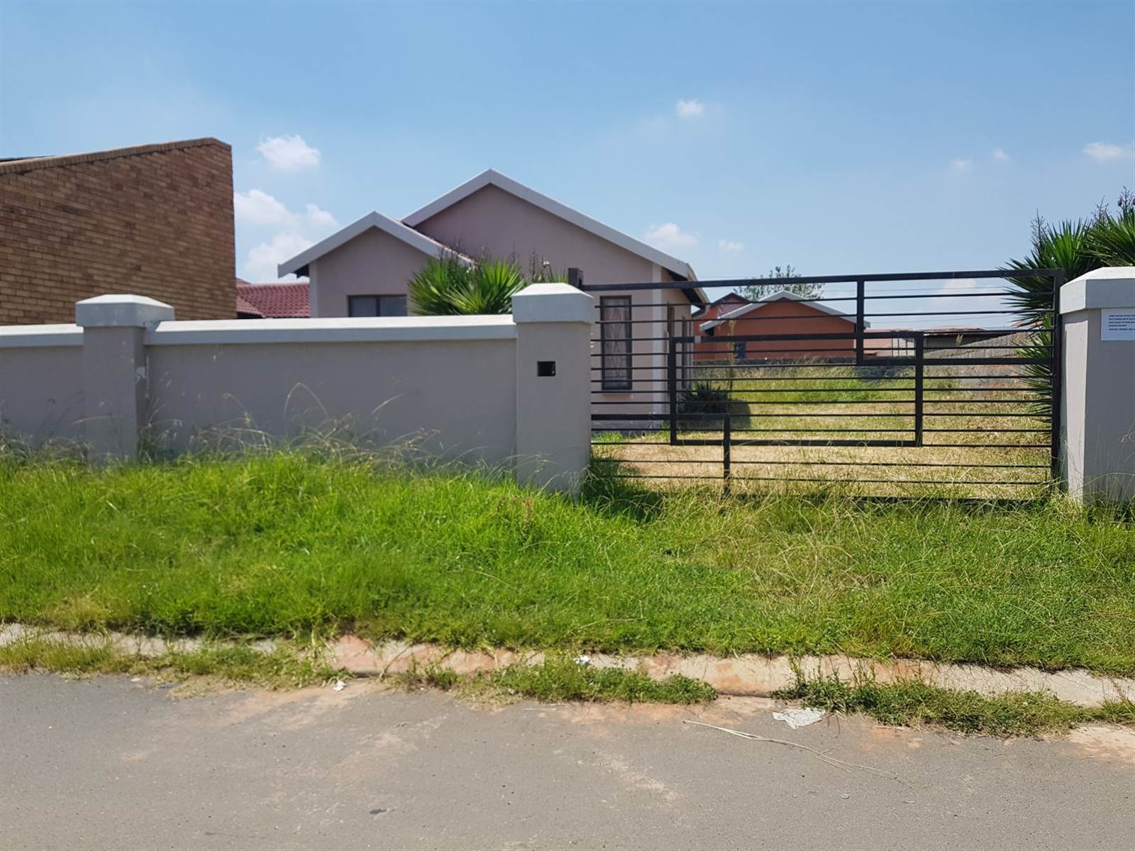 2 Bed House in Kwa Thema photo number 1