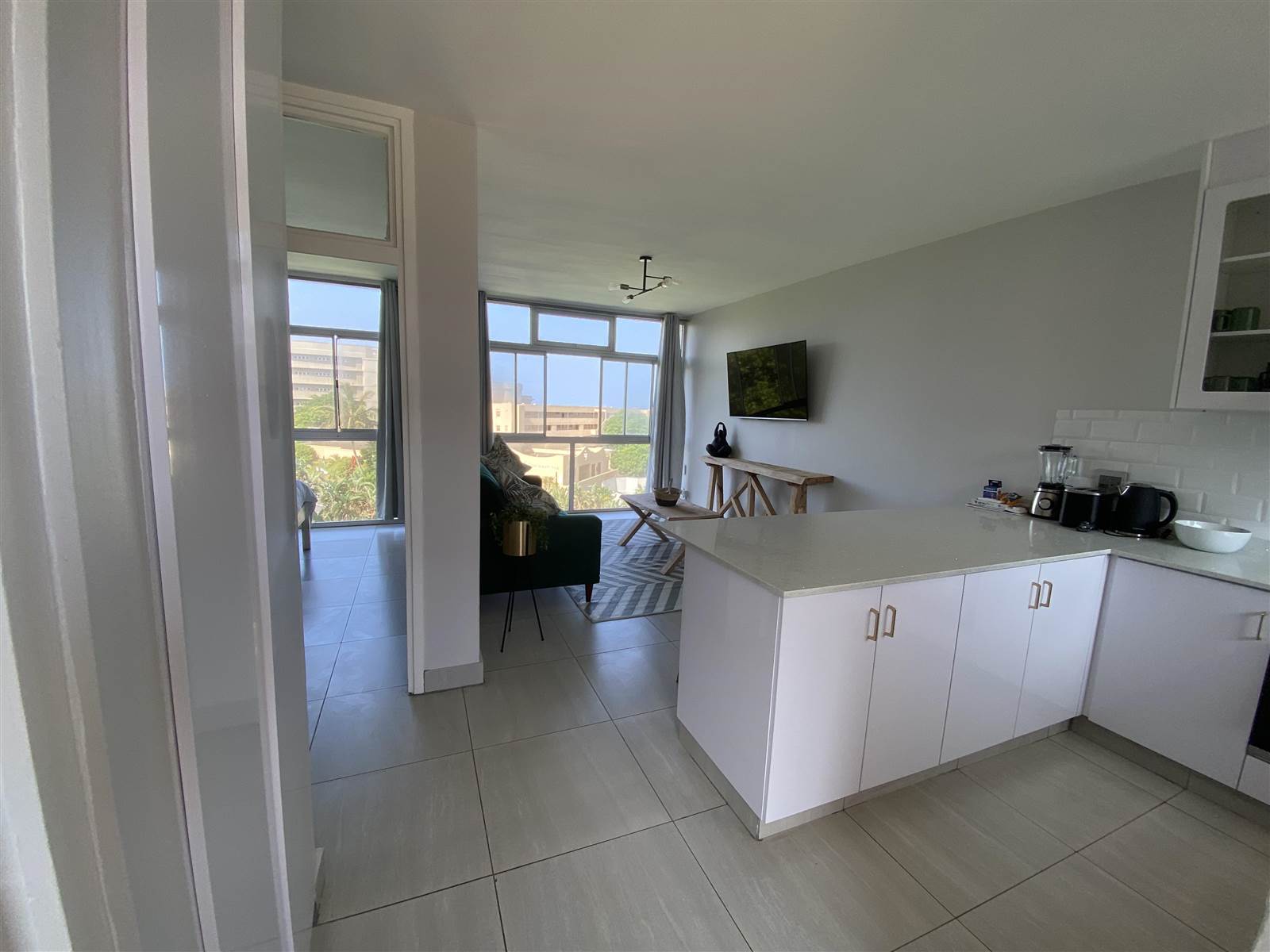 1.5 Bed Apartment in Ballito photo number 20