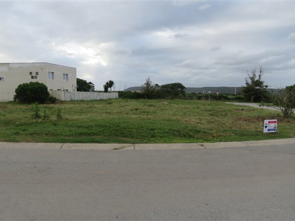 671 m² Land available in Colchester